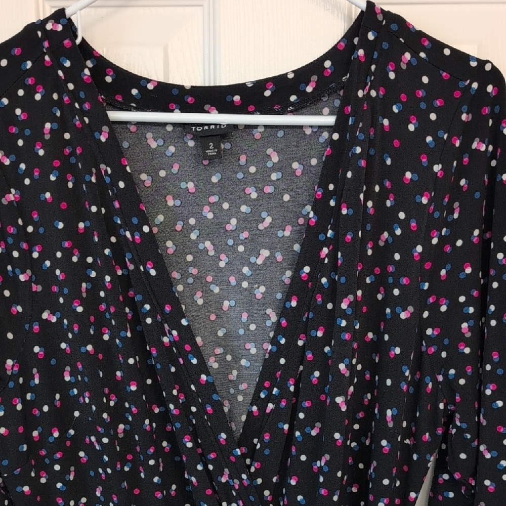 Black Floral Wrap Dress with Pink Accents - Brand - Picture 3 of 13